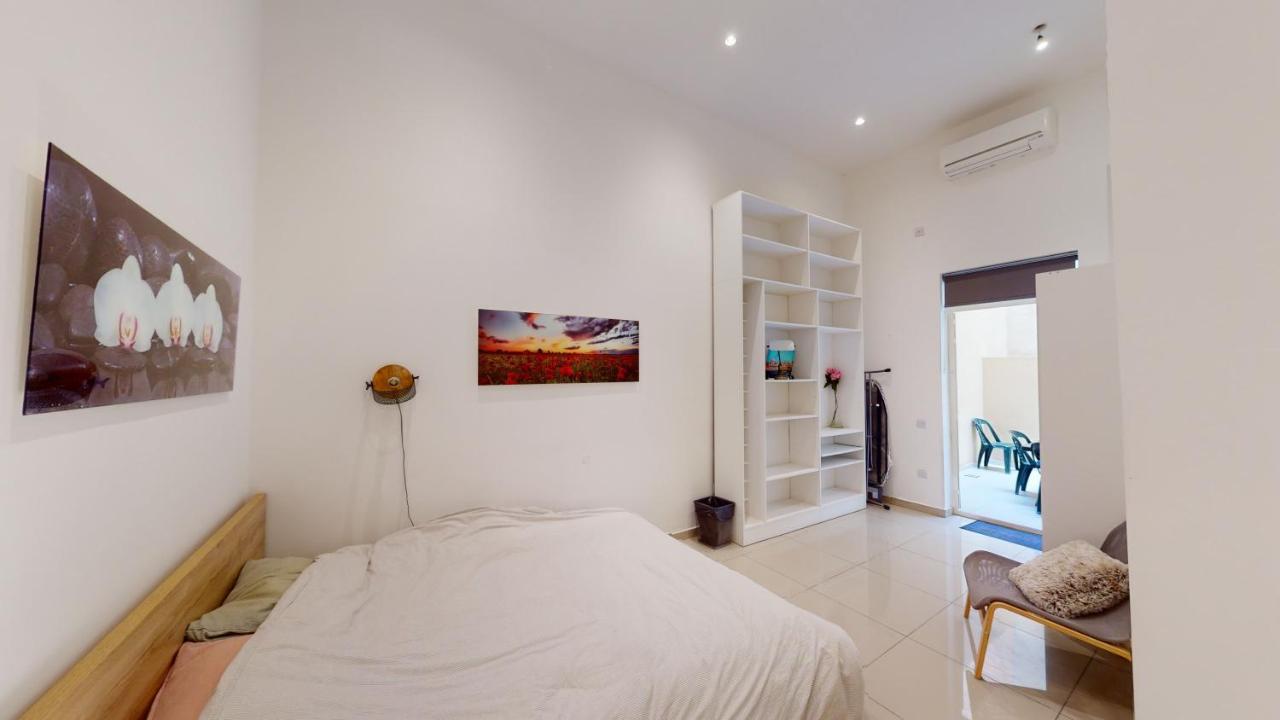 Spacious 3 Bedroom Maisonette Sliema Kültér fotó