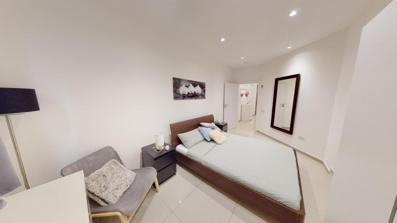 Spacious 3 Bedroom Maisonette Sliema Kültér fotó